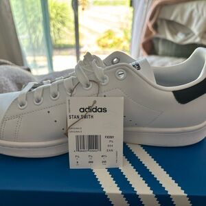 Adidas Stan Smith Kids Sneakers - White and Black